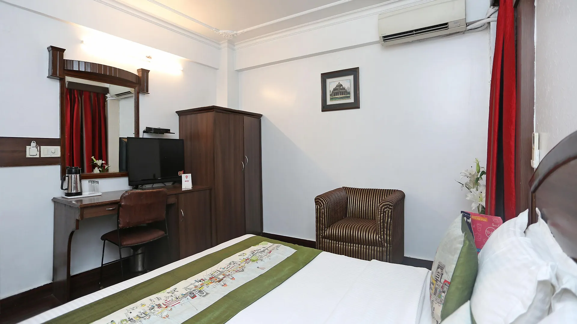 Hotel Fabexpress Welcome Palace Near New Delhi Railway Station