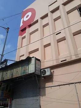 Fabexpress Welcome Palace Near New Delhi Railway Station 3*,  India