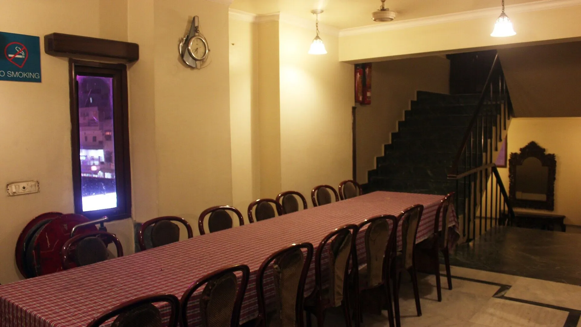 Fabexpress Welcome Palace Near New Delhi Railway Station Hotel
